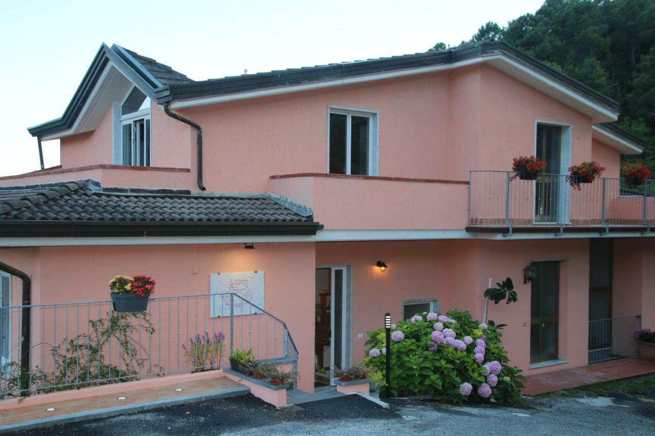 B & B La Marmifera Каррара Экстерьер фото